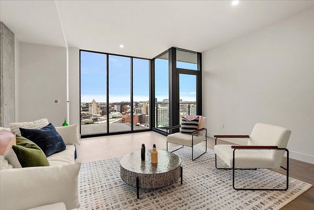 144 Oakes Street 1905, Grand Rapids, MI 49503