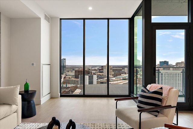 144 Oakes Street 1905, Grand Rapids, MI 49503