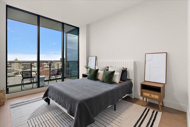 144 Oakes Street 1905, Grand Rapids, MI 49503