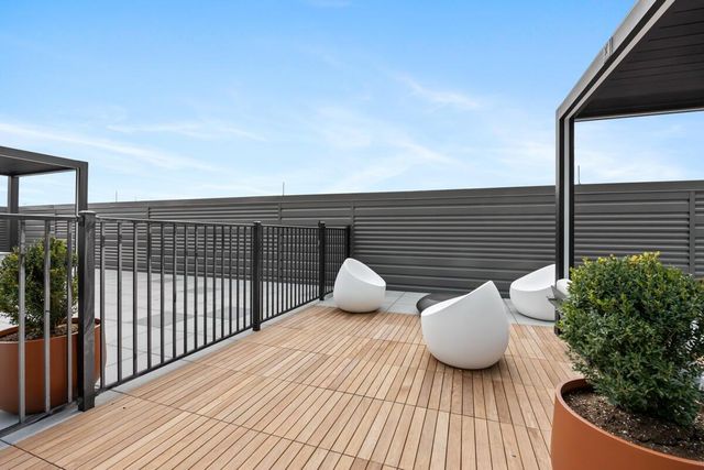 144 Oakes Street 1905, Grand Rapids, MI 49503