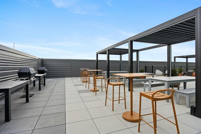 144 Oakes Street 1905, Grand Rapids, MI 49503