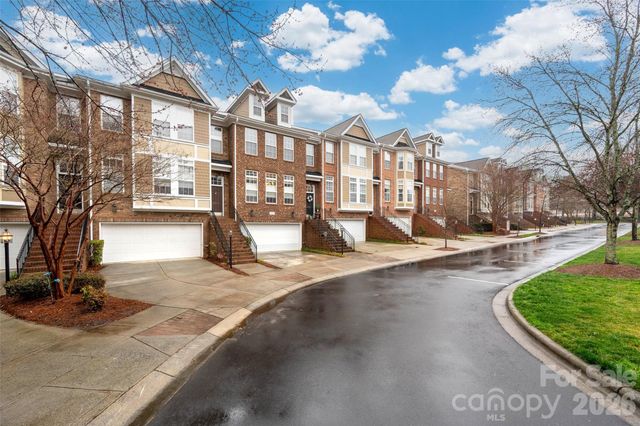 3321 Luke Crossing Drive, Charlotte, NC 28226