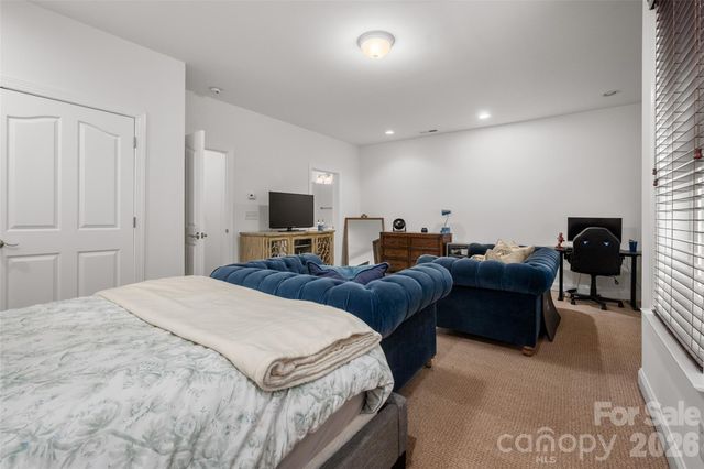 3321 Luke Crossing Drive, Charlotte, NC 28226