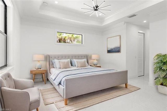 2604 20th AVE NE, Naples, FL 34120