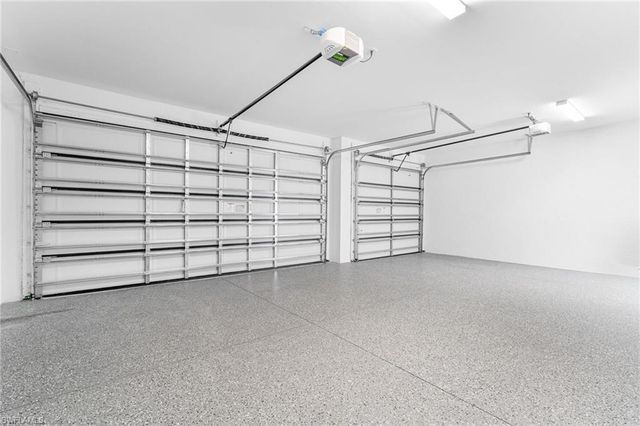 2604 20th AVE NE, Naples, FL 34120