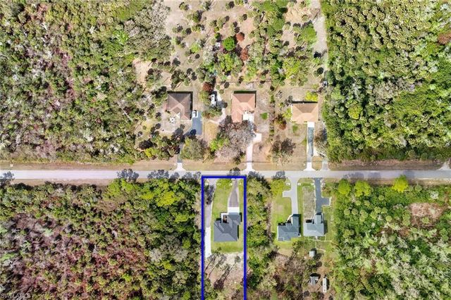 2604 20th AVE NE, Naples, FL 34120