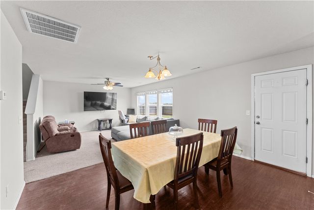 701 NW 67th Avenue, Bentonville, AR 72713