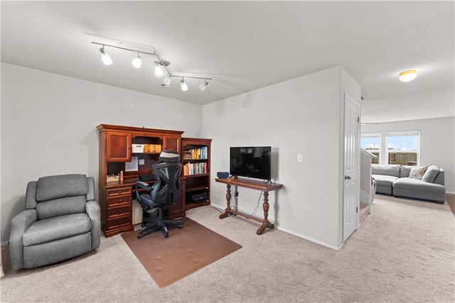 701 NW 67th Avenue, Bentonville, AR 72713