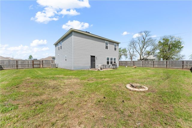 701 NW 67th Avenue, Bentonville, AR 72713