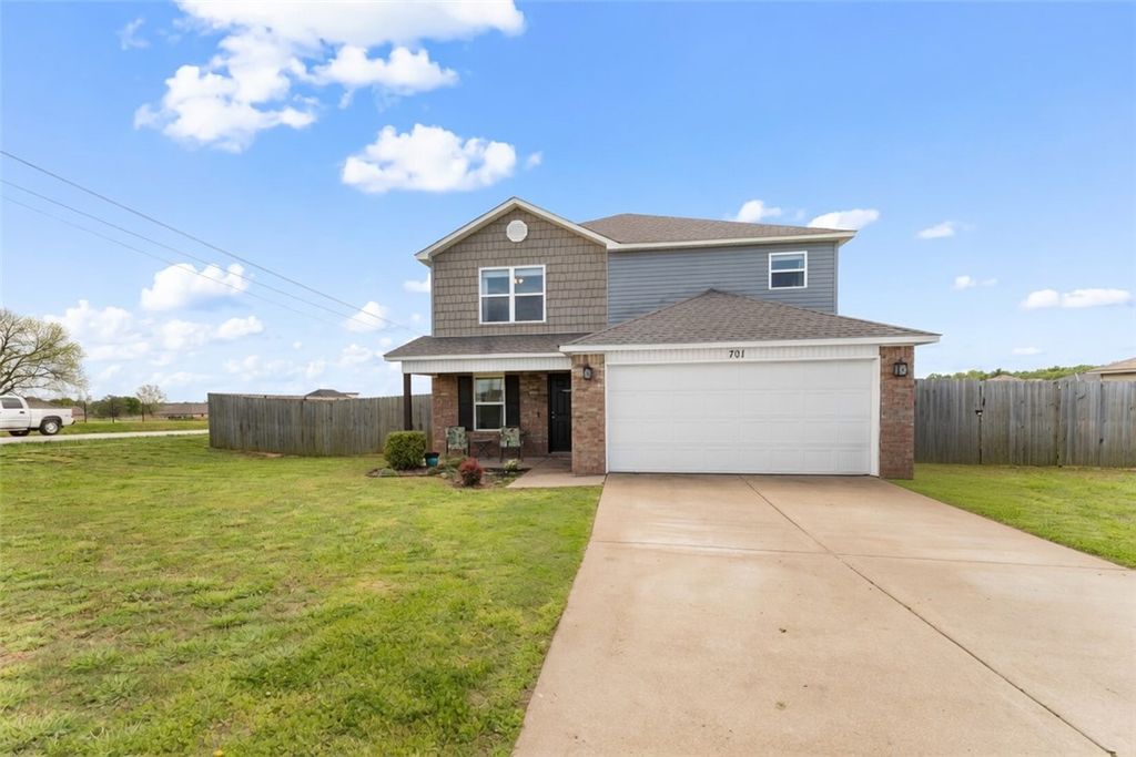 701 NW 67th Avenue, Bentonville, AR 72713
