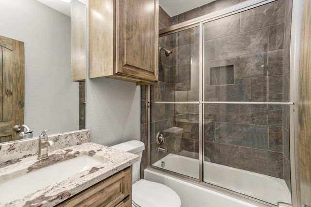 24 County Road 2293, Cleveland, TX 77327