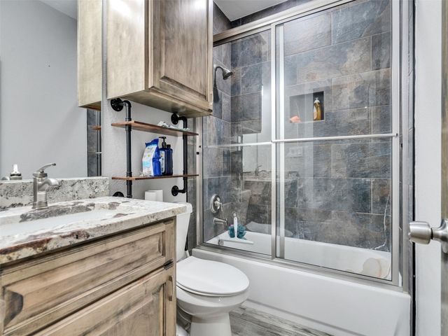 24 County Road 2293, Cleveland, TX 77327