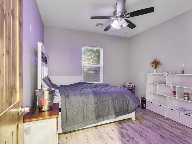 24 County Road 2293, Cleveland, TX 77327