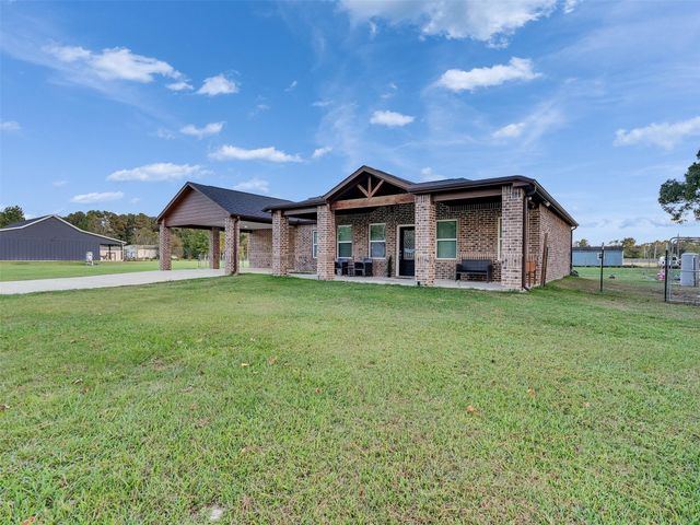 24 County Road 2293, Cleveland, TX 77327