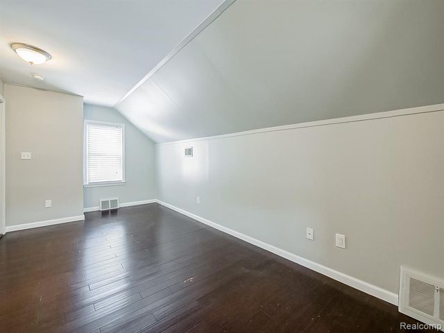 113 S Minerva Avenue, Royal Oak, MI 48067