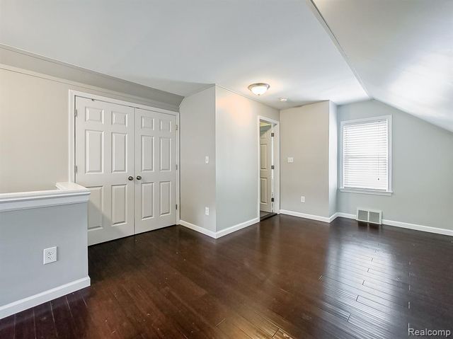 113 S Minerva Avenue, Royal Oak, MI 48067