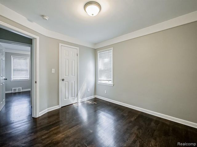 113 S Minerva Avenue, Royal Oak, MI 48067