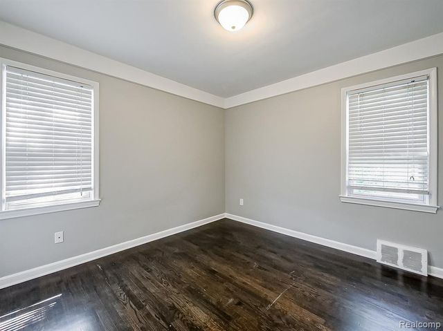 113 S Minerva Avenue, Royal Oak, MI 48067
