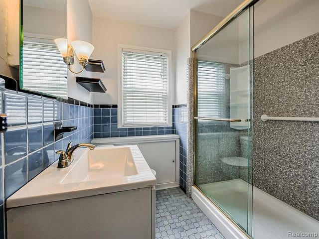113 S Minerva Avenue, Royal Oak, MI 48067