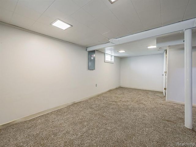 113 S Minerva Avenue, Royal Oak, MI 48067
