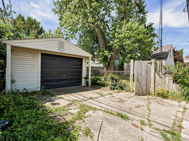 113 S Minerva Avenue, Royal Oak, MI 48067