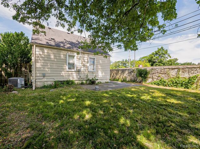 113 S Minerva Avenue, Royal Oak, MI 48067