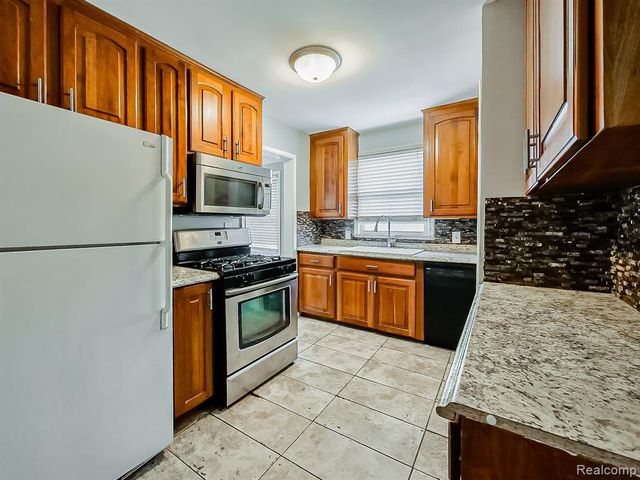 113 S Minerva Avenue, Royal Oak, MI 48067