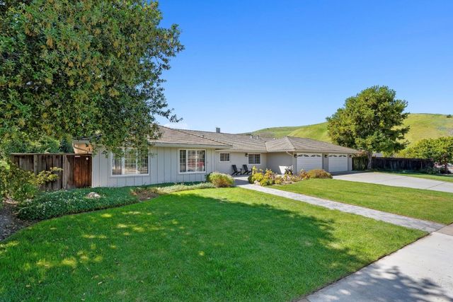 14850 Muleta Drive, Salinas, CA 93908