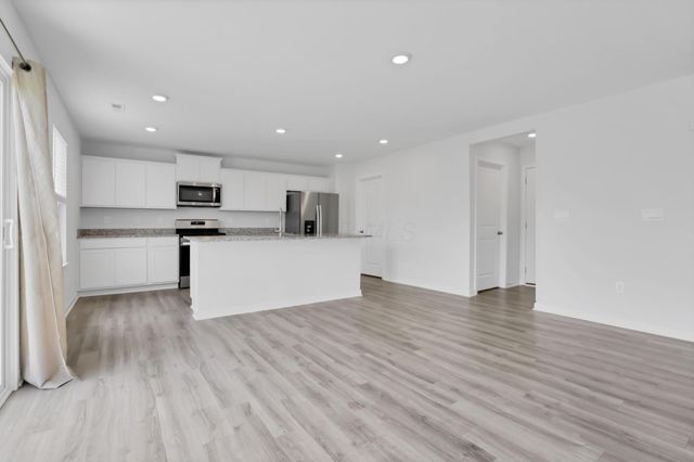 487 Faulkner Drive, Lithopolis, OH 43136