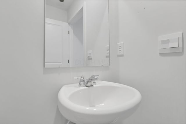487 Faulkner Drive, Lithopolis, OH 43136