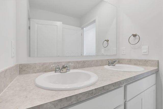 487 Faulkner Drive, Lithopolis, OH 43136