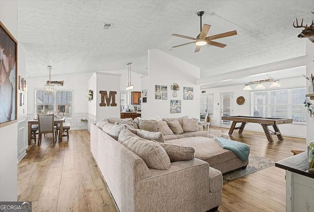 200 Bear Lane, Temple, GA 30179