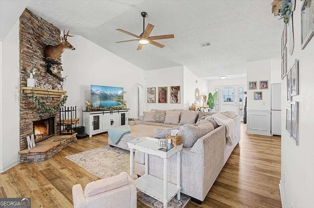 200 Bear Lane, Temple, GA 30179