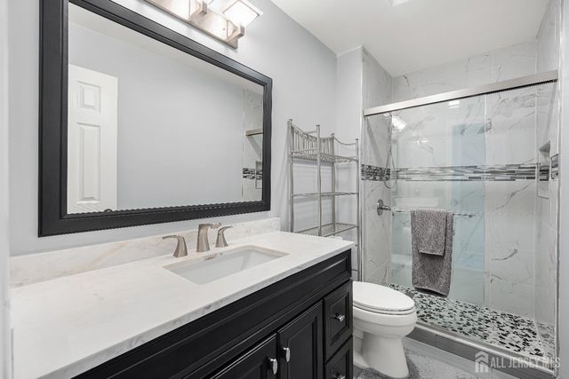 20 Arrowsmith Court, Old Bridge, NJ 07747