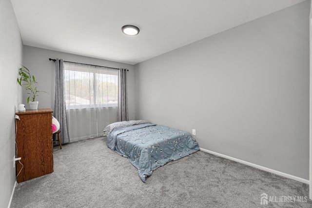 20 Arrowsmith Court, Old Bridge, NJ 07747