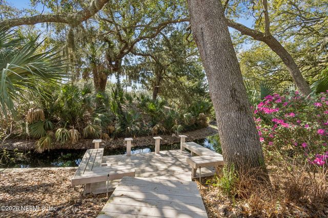 11 LITTLE DUNES Circle, Fernandina Beach, FL 32034