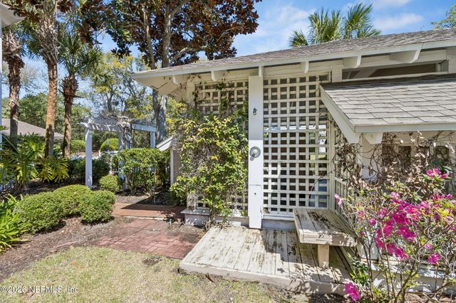11 LITTLE DUNES Circle, Fernandina Beach, FL 32034