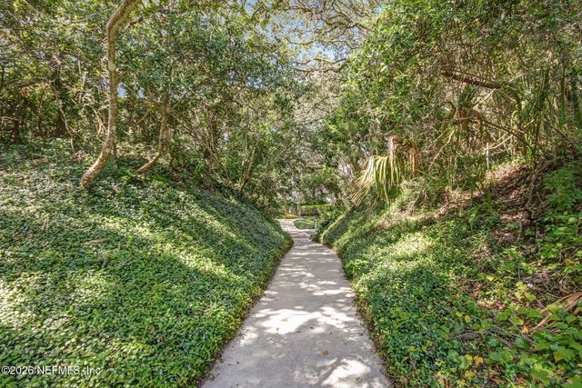 11 LITTLE DUNES Circle, Fernandina Beach, FL 32034