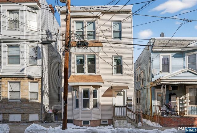 229 Patterson Street, Harrison, NJ 07029