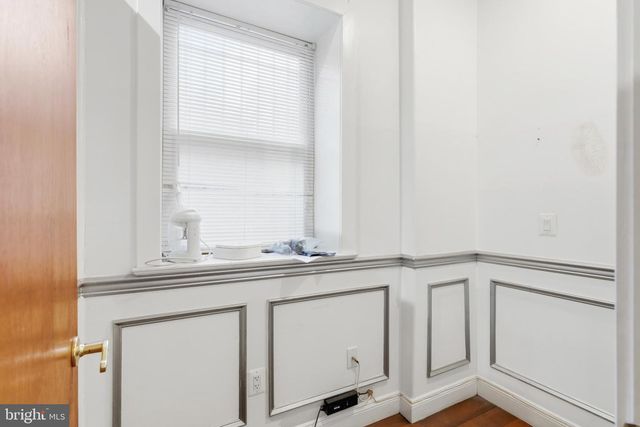 329 W GIRARD AVE, Philadelphia, PA 19123