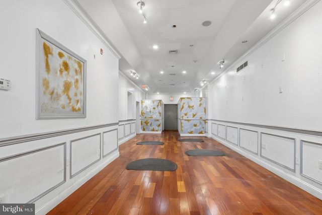 329 W GIRARD AVE, Philadelphia, PA 19123