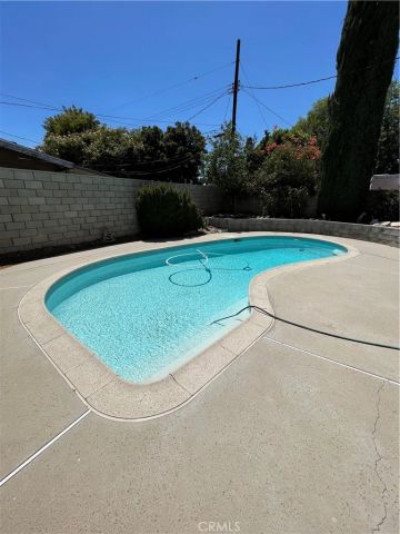 7957 Sausalito Avenue, West Hills, CA 91304
