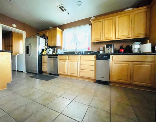 7957 Sausalito Avenue, West Hills, CA 91304