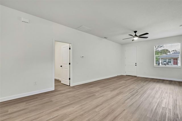 507 E BAKER, Tampa, FL 33603