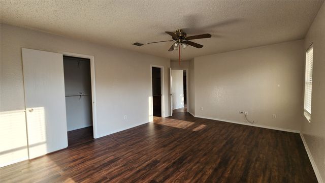 2931 Marco Drive, Grand Prairie, TX 75052