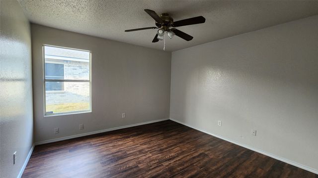 2931 Marco Drive, Grand Prairie, TX 75052