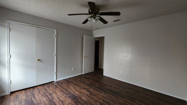 2931 Marco Drive, Grand Prairie, TX 75052