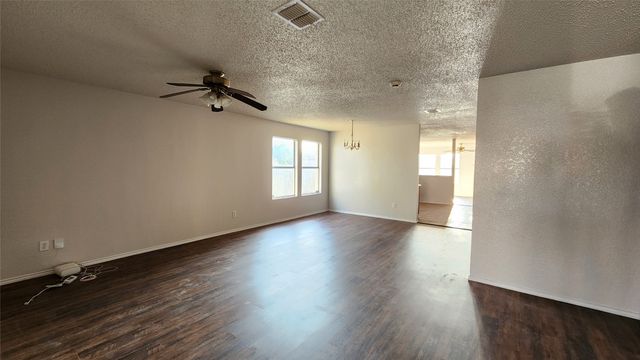 2931 Marco Drive, Grand Prairie, TX 75052