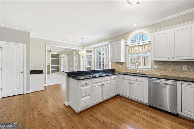 2130 Azalea Drive, Roswell, GA 30075