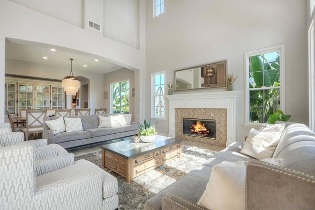 10055 Winecrest Rd, San Diego, CA 92127